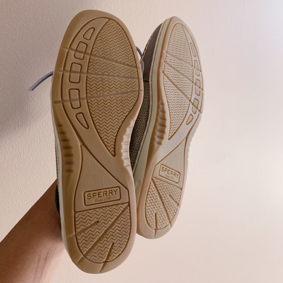 Sperry Shoes - Picture 3 of 5